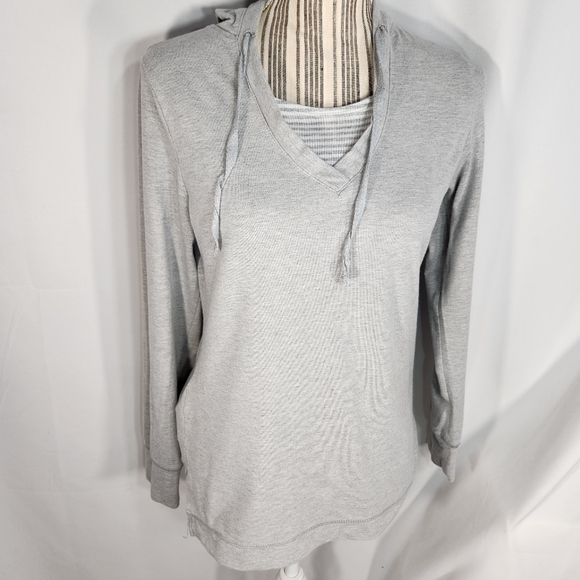 Danskin Now Grey & White Long Sleeve Activewear Hoodie Size Small (4-6) - Picture 2 of 7